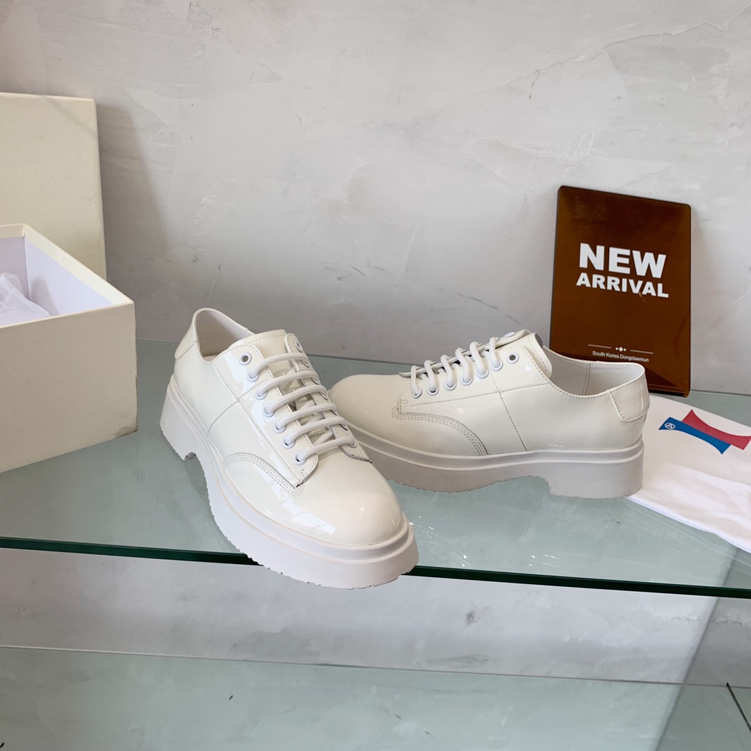Innovative Launch: Super-Flaming Shoe with High-End Quality Code 35-39 - 图片 4