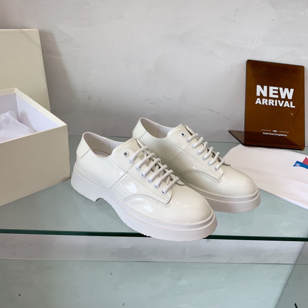 Innovative Launch: Super-Flaming Shoe with High-End Quality Code 35-39 - 图片 3