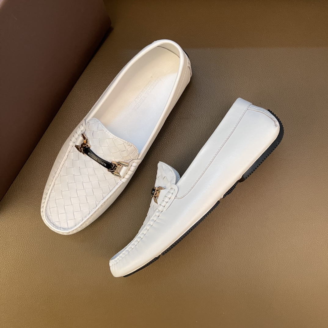 I5   Bottega Veneta 配全套包装®BOTTEGA VENETA ～懒人驾车鞋 2022 春夏🆕款🔛全鞋头层牛皮\u0026手工编织鞋 羊皮内里套脚鞋，超柔软大底，懒人开车必备 户外鞋乐福鞋 旅行豆豆风格设计 方便携带  💯 专柜同步 适🈴️司机户外驾车 原版头层牛皮 完全1:1 开模定制🌹顶级版