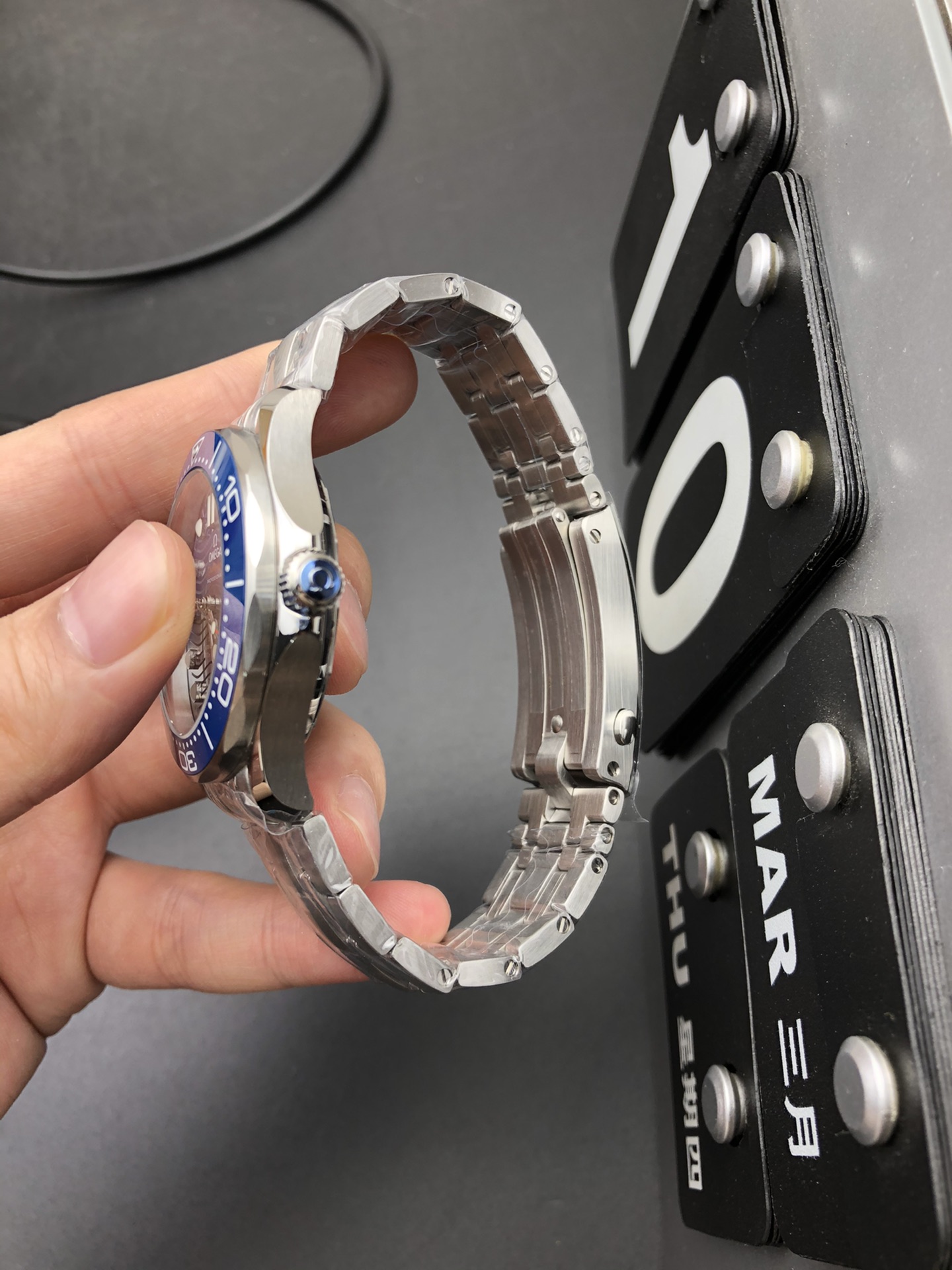Omega OR 蓝海马