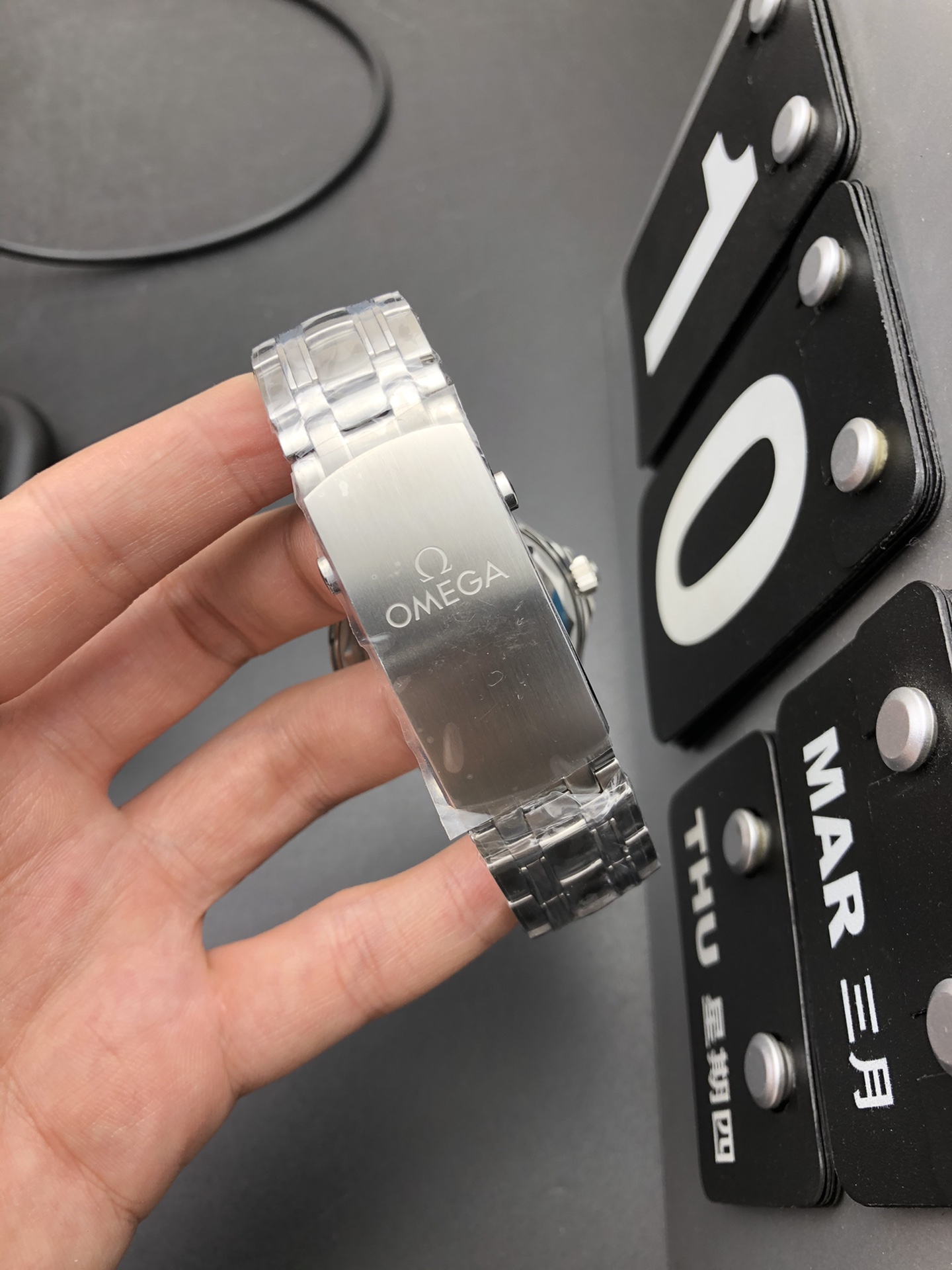 Omega OR 蓝海马