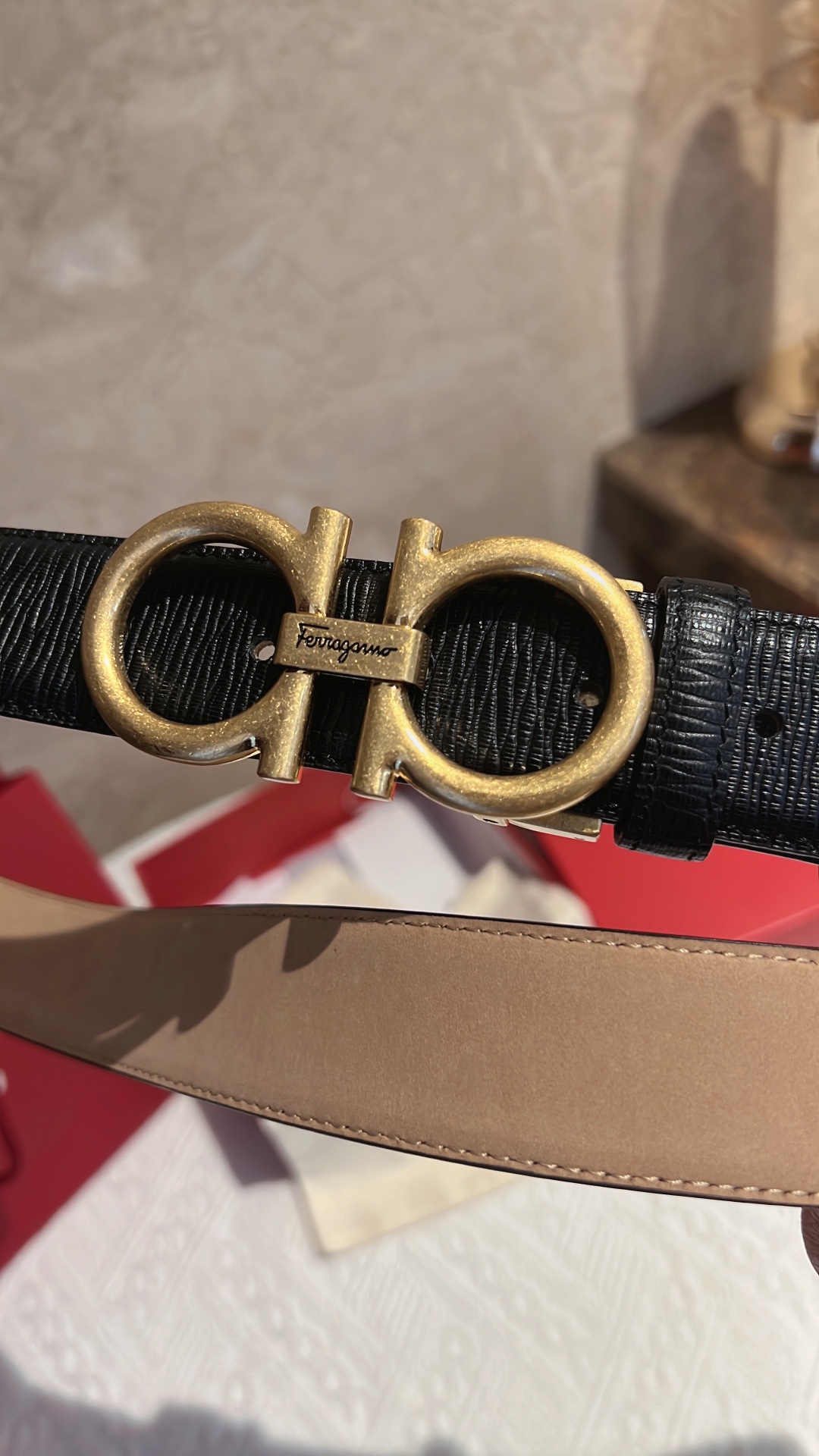 Ferragamo菲拉格慕    头层牛皮再配上精致专柜版型复古金属扣男士3.5cm腰带