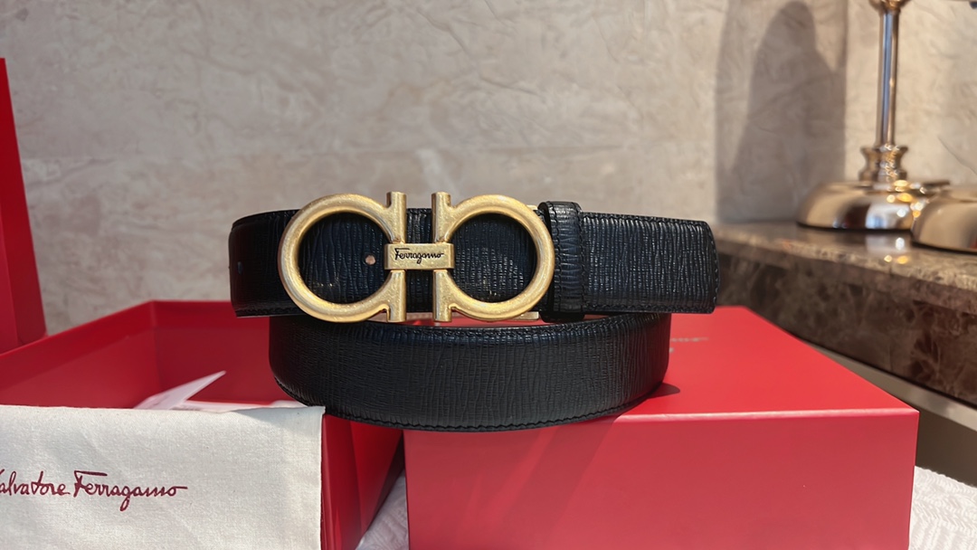 Ferragamo菲拉格慕    头层牛皮再配上精致专柜版型复古金属扣男士3.5cm腰带