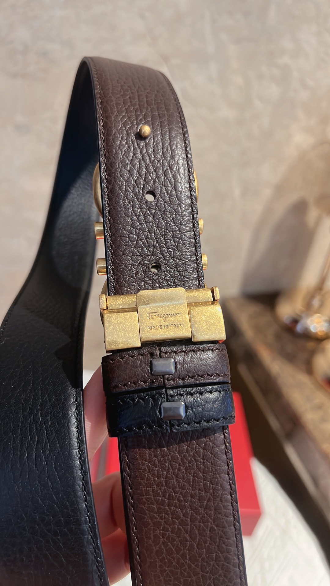 Ferragamo菲拉格慕    头层牛皮再配上精致专柜版型复古金属扣男士3.5cm腰带