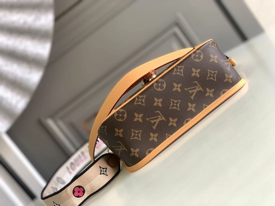 Chanel Luxury Atelier Designer Belt Accessories Ref.5B25AE70 5