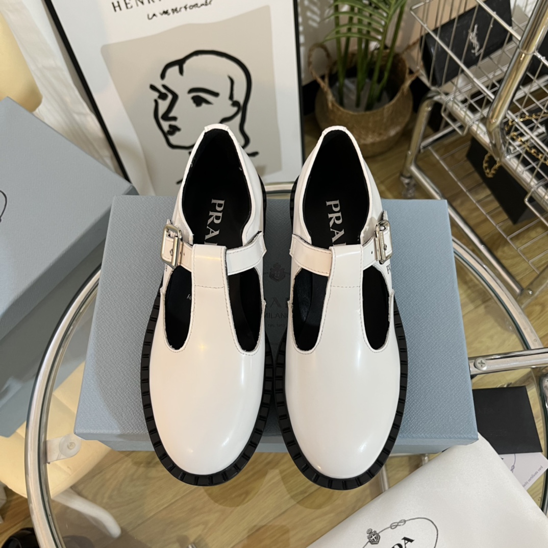 (piel de vaca en el interior) Prada 22c nueva llegadaP casa 2022 primavera y verano estallan modelos