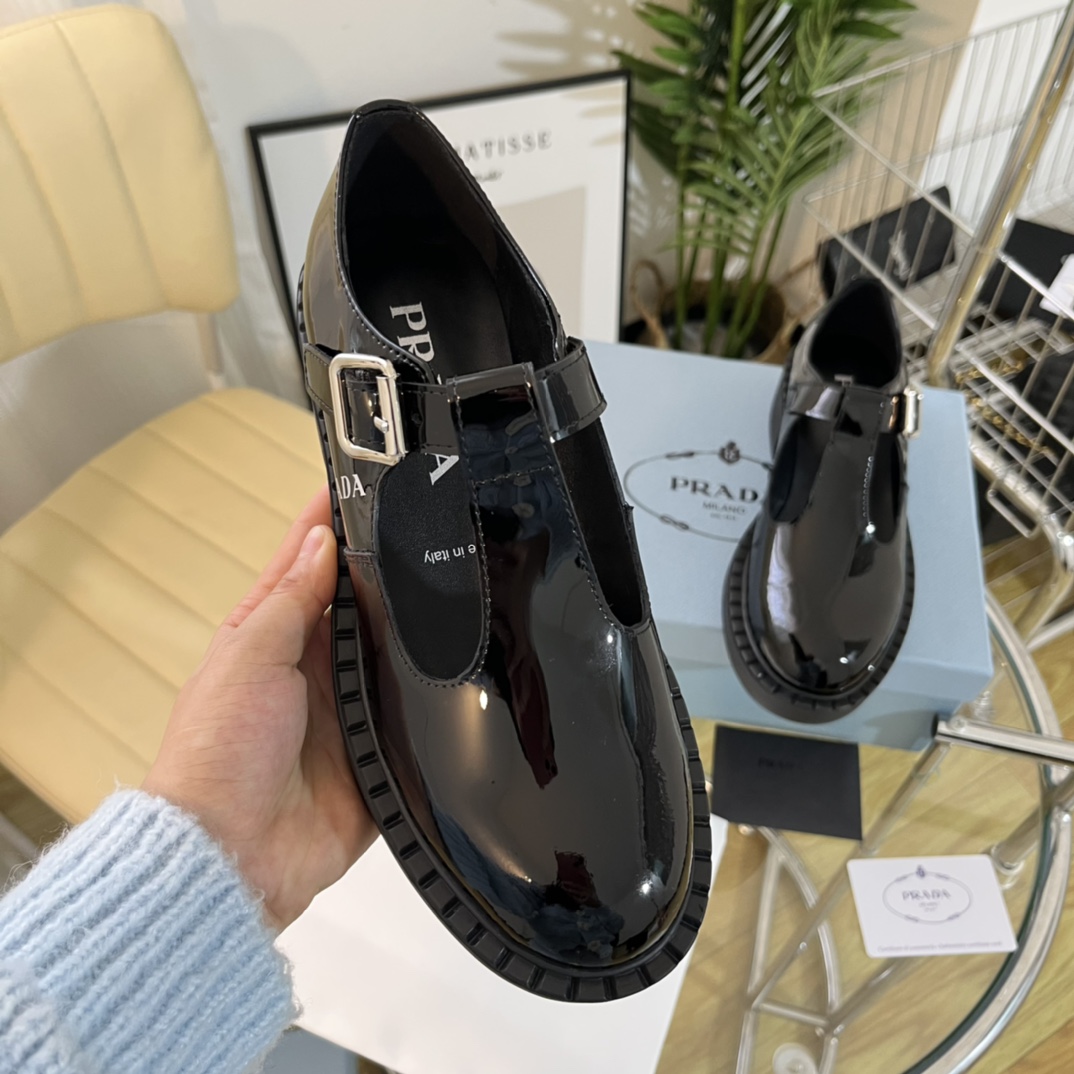 (piel de vaca en el interior) Prada 22c nueva llegadaP casa 2022 primavera y verano estallan modelos