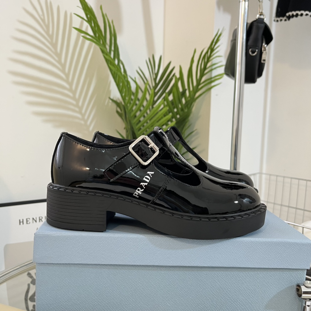 (piel de vaca en el interior) Prada 22c nueva llegadaP casa 2022 primavera y verano estallan modelos