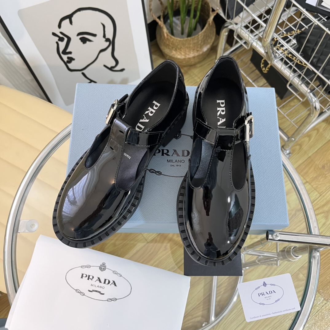 (piel de vaca en el interior) Prada 22c nueva llegadaP casa 2022 primavera y verano estallan modelos