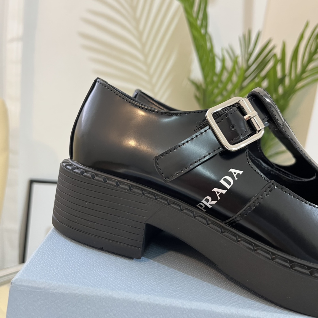 (piel de vaca en el interior) Prada 22c nueva llegadaP casa 2022 primavera y verano estallan modelos