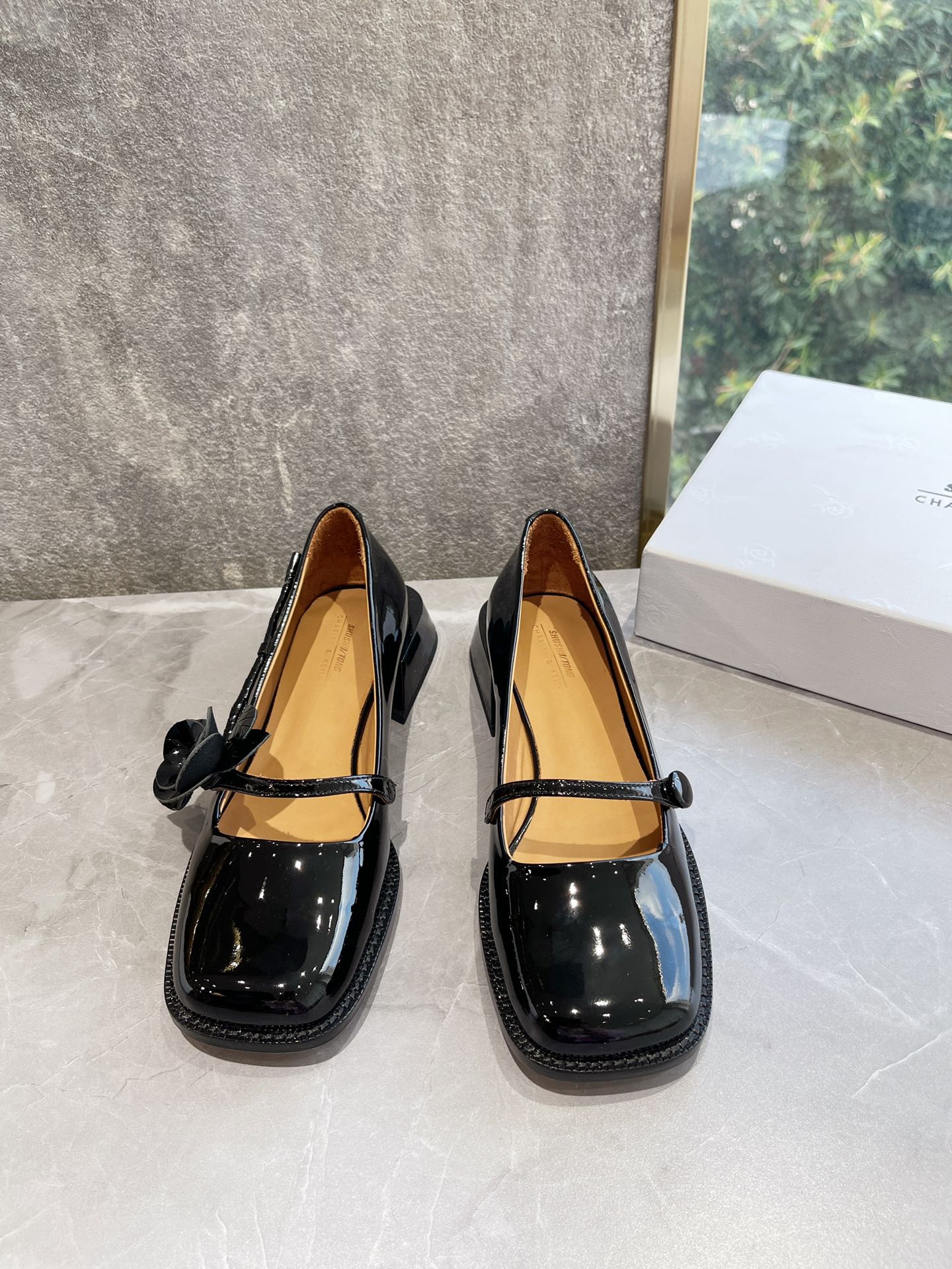 2022 Joint Funds: New Mary Jane Shoes with Rose Flower Design