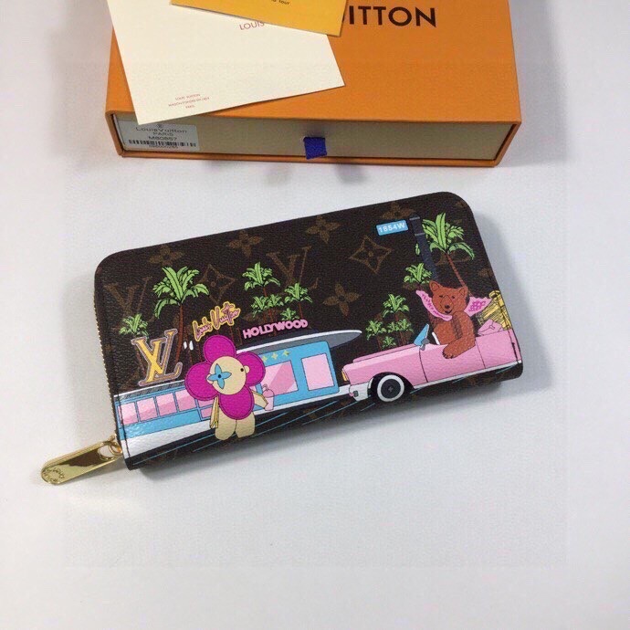 Leather zipper wallet back view