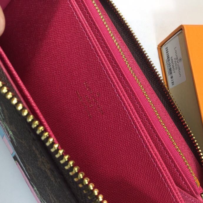 Leather zipper wallet color options