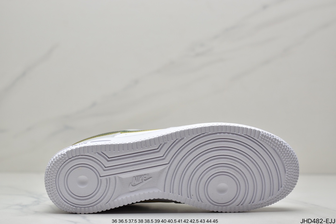 190 耐克Nike Air Force 1 Low 白镭射空军低帮休闲板鞋DC9029-100