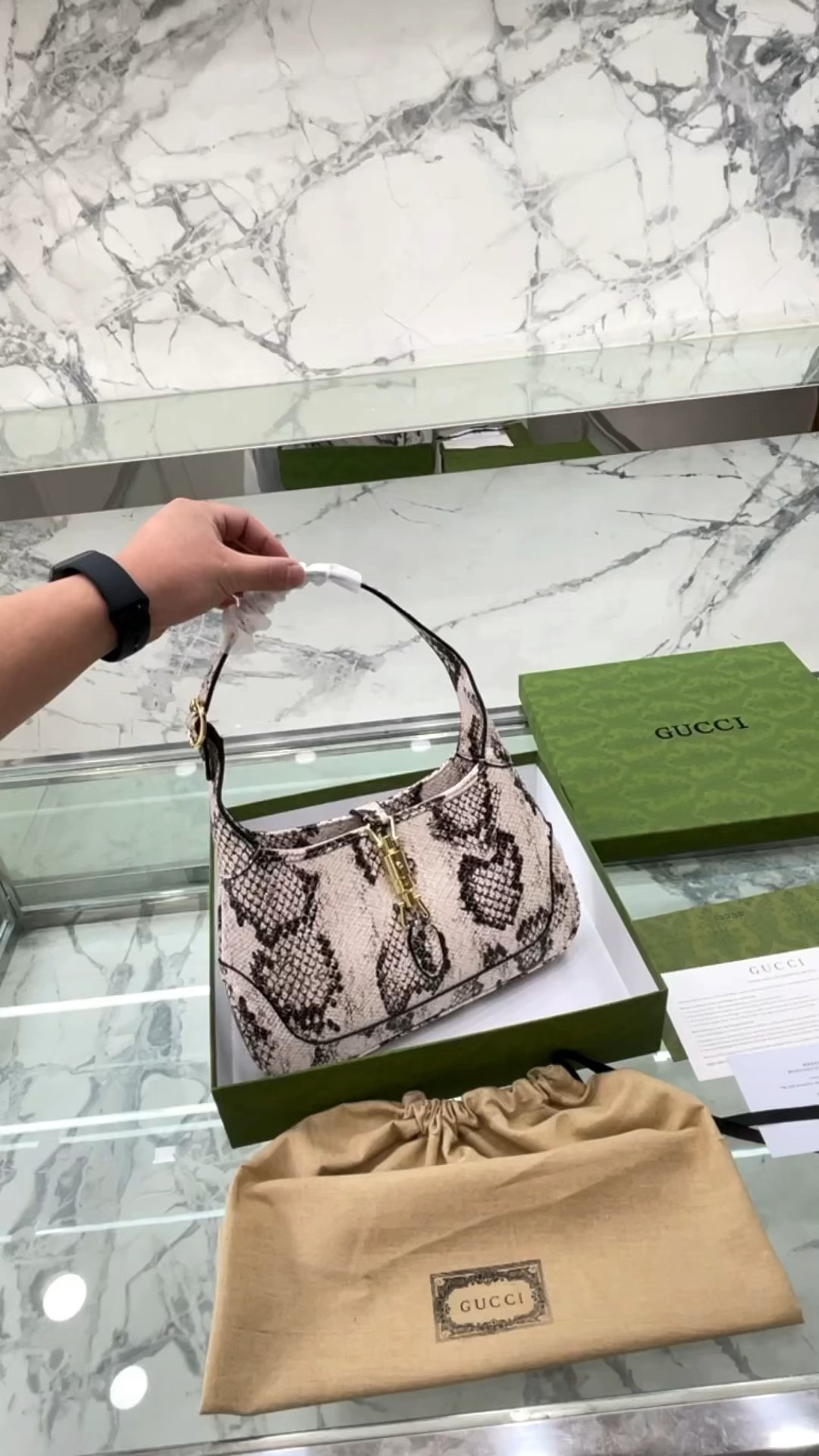Yupoo Gucci Bags Watches Nike Clothing Jordan Yeezy Balenciaga Shoes
