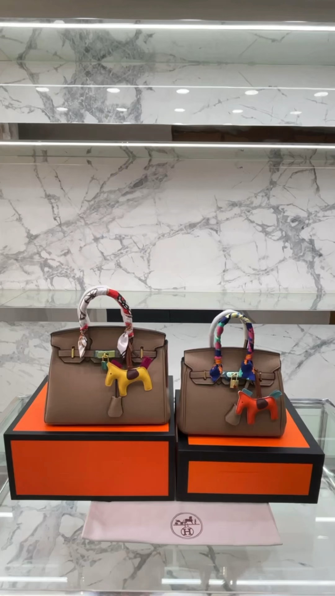Yupoo Gucci Bags Watches Nike Clothing Jordan Yeezy Balenciaga Shoes
