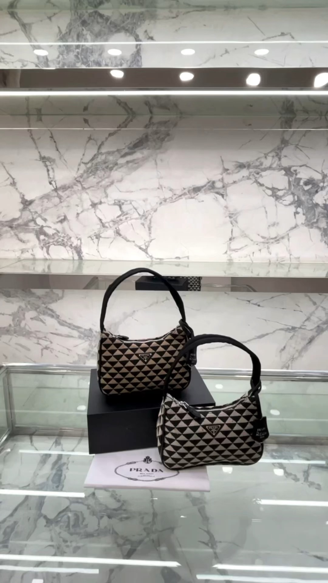 Yupoo Gucci Bags Watches Nike Clothing Jordan Yeezy Balenciaga Shoes
