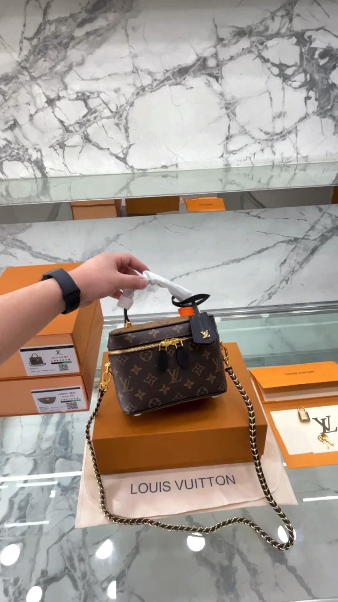 Yupoo Gucci Bags Watches Nike Clothing Jordan Yeezy Balenciaga Shoes
