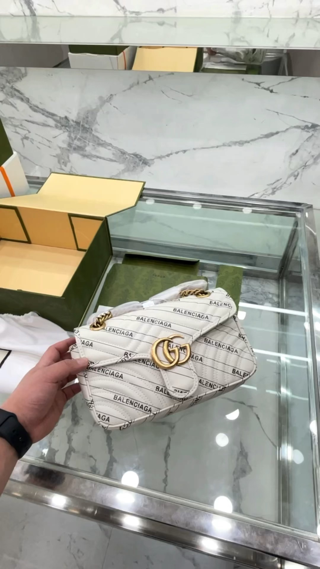 Yupoo Gucci Bags Watches Nike Clothing Jordan Yeezy Balenciaga Shoes
