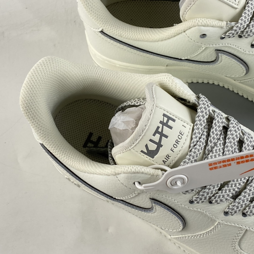 P240 Kith x NIKE Air Force 1’07 Low “米白银”纽约限定满天星板鞋 NY2022-017-莆田鞋,莆田鞋货源,高仿鞋,高仿鞋货源,安福档口,莆田高仿鞋,莆田鞋批发,高仿鞋批发,莆田高仿运动鞋,高仿运动鞋,莆田运动鞋 P240 Kith x NIKE Air Force 1’07 Low “米白银”纽约限定满天星板鞋 NY2022-017