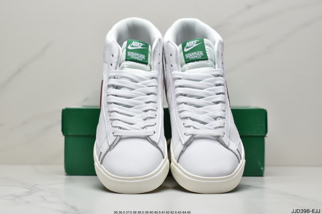 130 耐克SB Blazer Premium”Hawkins High”木屑纹鞋底复古经典百搭中帮开拓者休闲运动板鞋CJ6101-100