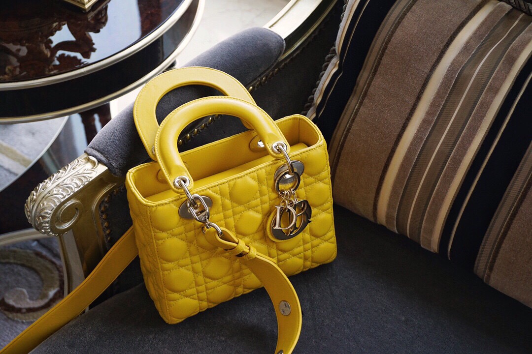 High-End Designer
 Dior Lady Handbags Crossbody & Shoulder Bags Lemon Yellow