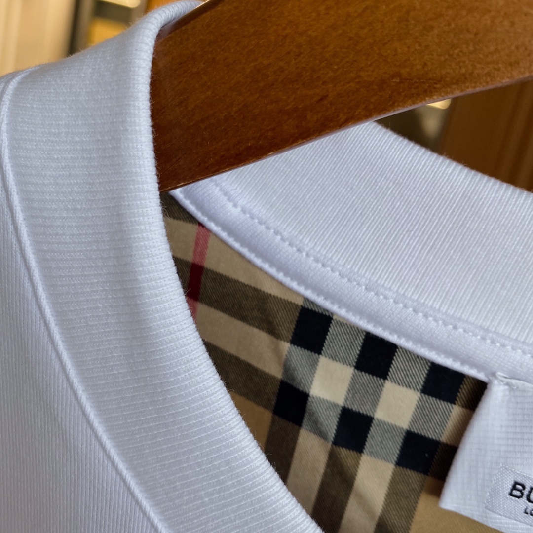 Burberry BBR 巴宝莉 Vintage 格纹袖臂装饰棉质 短袖T 恤衫