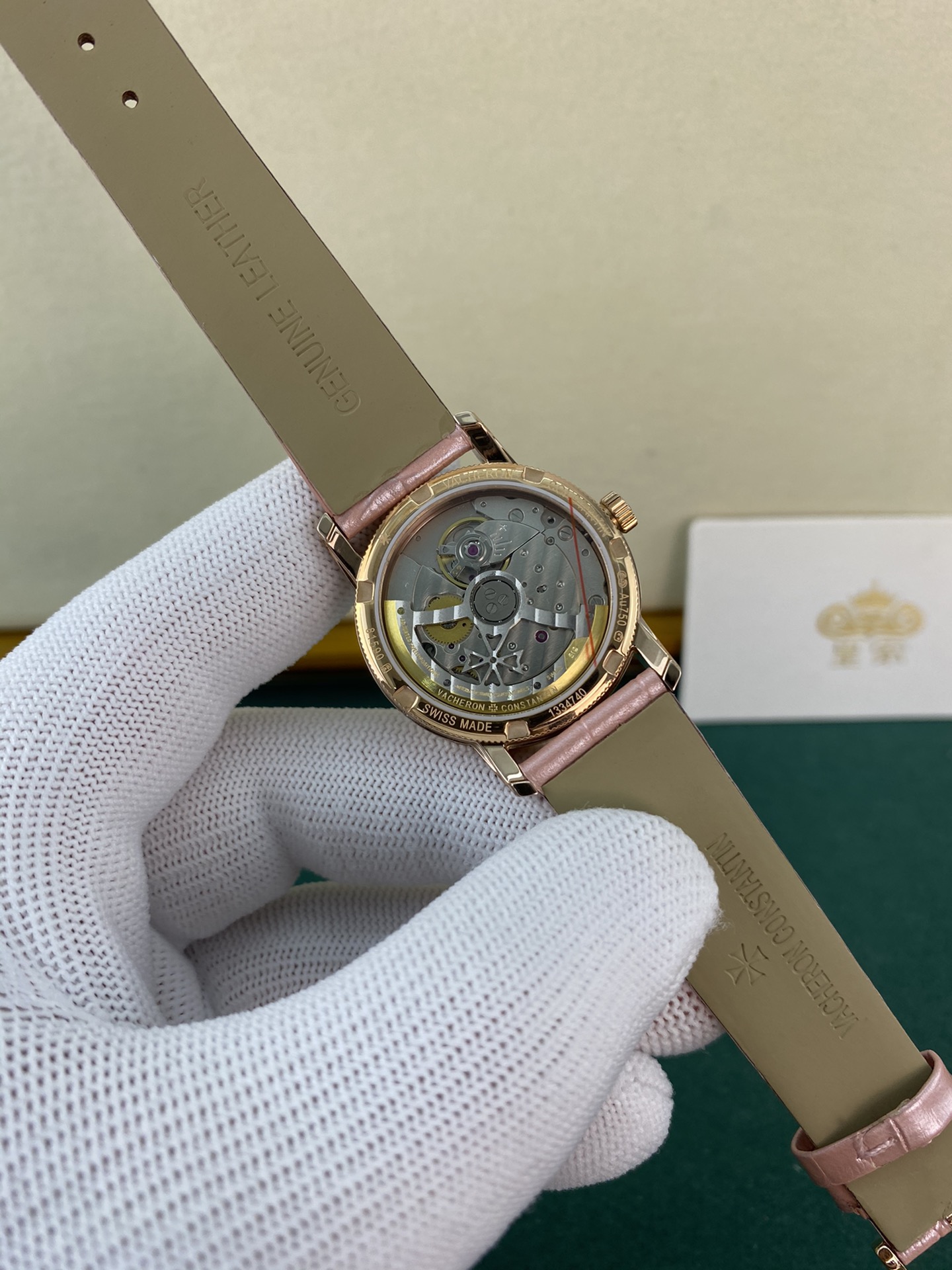 Vacheron Constantin 皇家 江诗丹顿传袭系列女款，属于风华绰灼的你