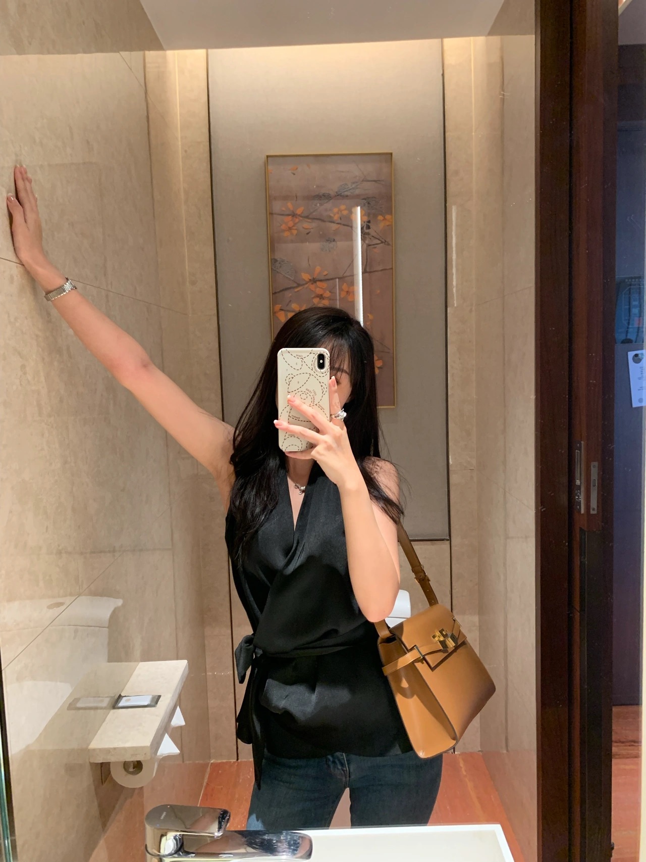 Ysl 𝑴𝒂𝒏𝒉𝒂𝒕𝒕𝒂𝒏 29CM曼哈顿法棍包 579271焦糖色牙签纹金扣