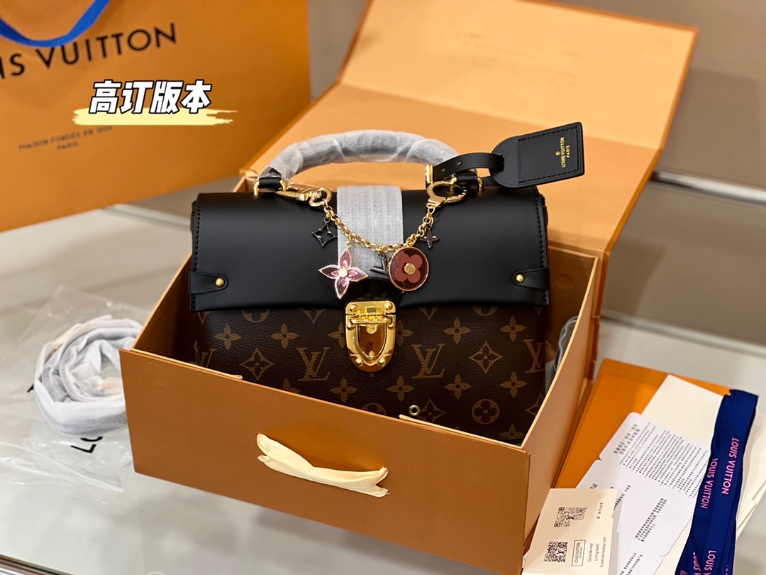 Yupoo Gucci Bags Watches Nike Clothing Jordan Yeezy Balenciaga Shoes
