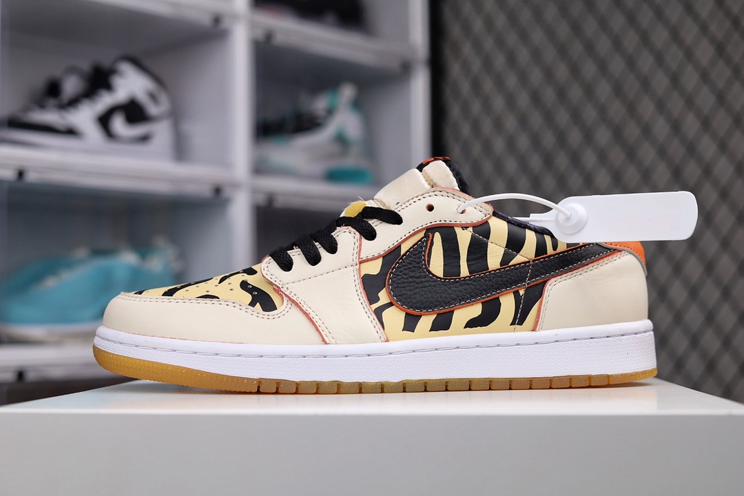 H0 Air Jordan 1 Low 虎年限定 低帮篮球鞋 虎年限定 官方同步配色 原装级产物 公司原鞋购回重新打版开模 拒绝公底 购置公司同步原材料 都有细节还原95%全网最高版本 原汁原味 忠于原版×699RC