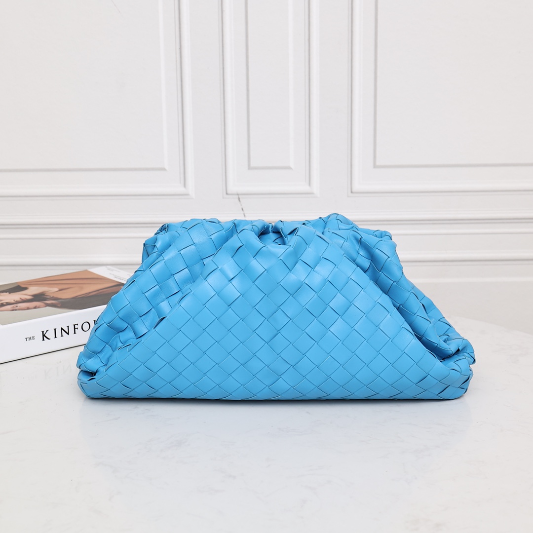 Cloud Bag Large Large Check Woven Pool Blue