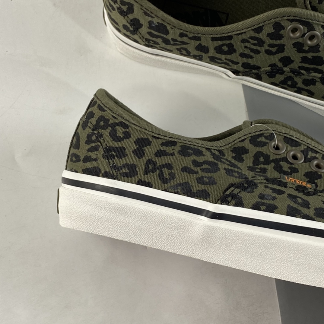 Vans Style 36 Vans Official Anaheim Green Leopard Print Low-Top Shoes VN0A54F29GT