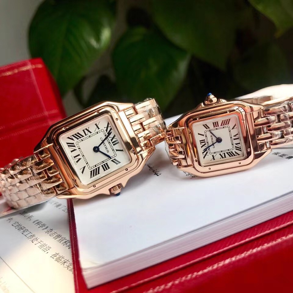 New 18k Gold-Plated Panthère de Cartier Watch: Glamorous and Elegant Women’s Timepiece - 图片 2