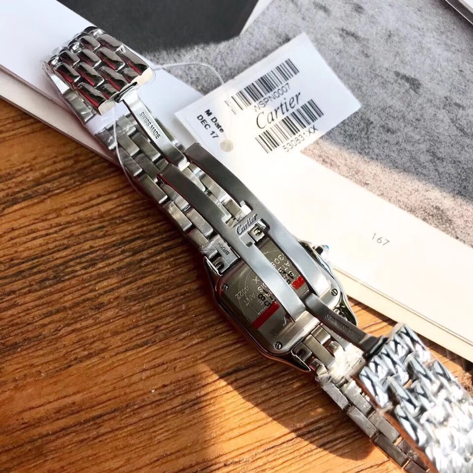 Panthère de Cartier Watch: Elegant, Confident, High-end with Unique Design and Features - 图片 6