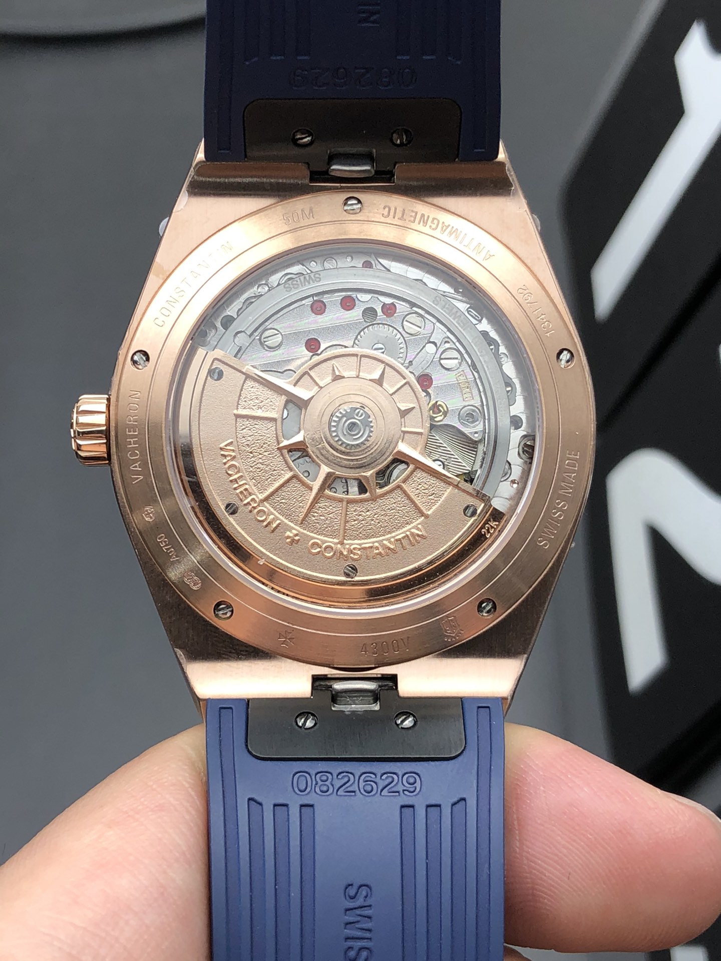 Vacheron Constantin 8F 纵横四海月相