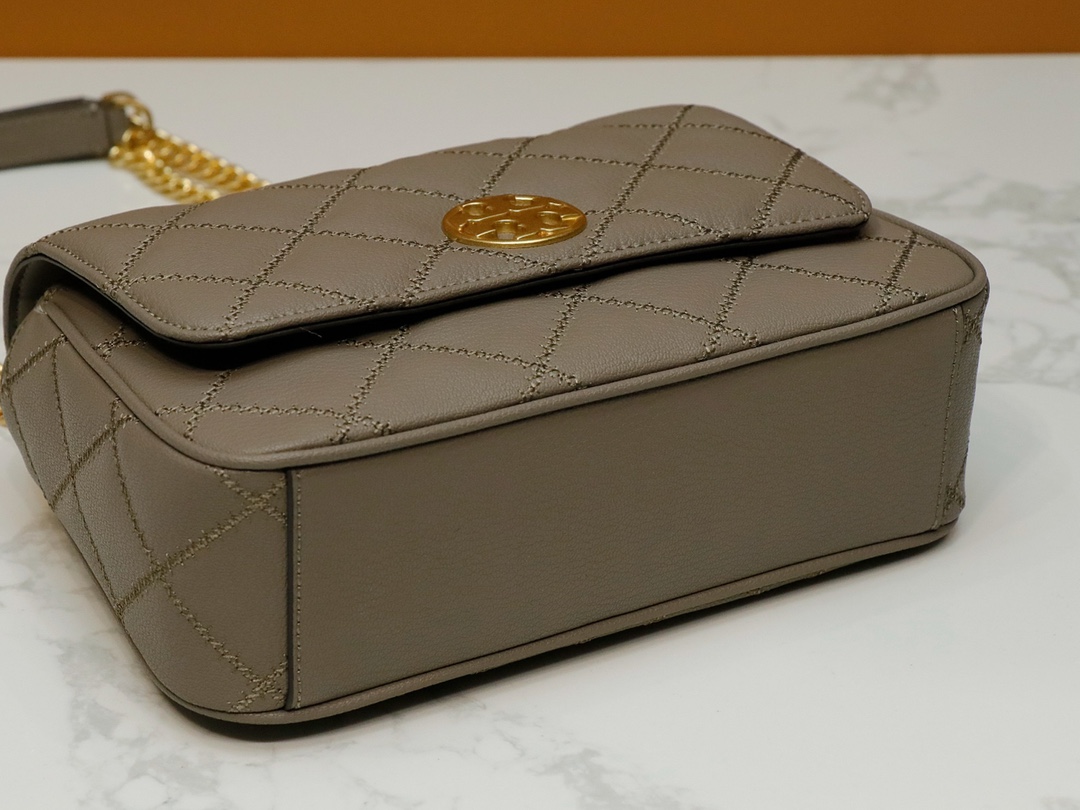 Tory Burch ～ToryBurch 87863 新款翻盖包 单肩斜挎盖头包 植鞣牛皮 磨砂金色五金