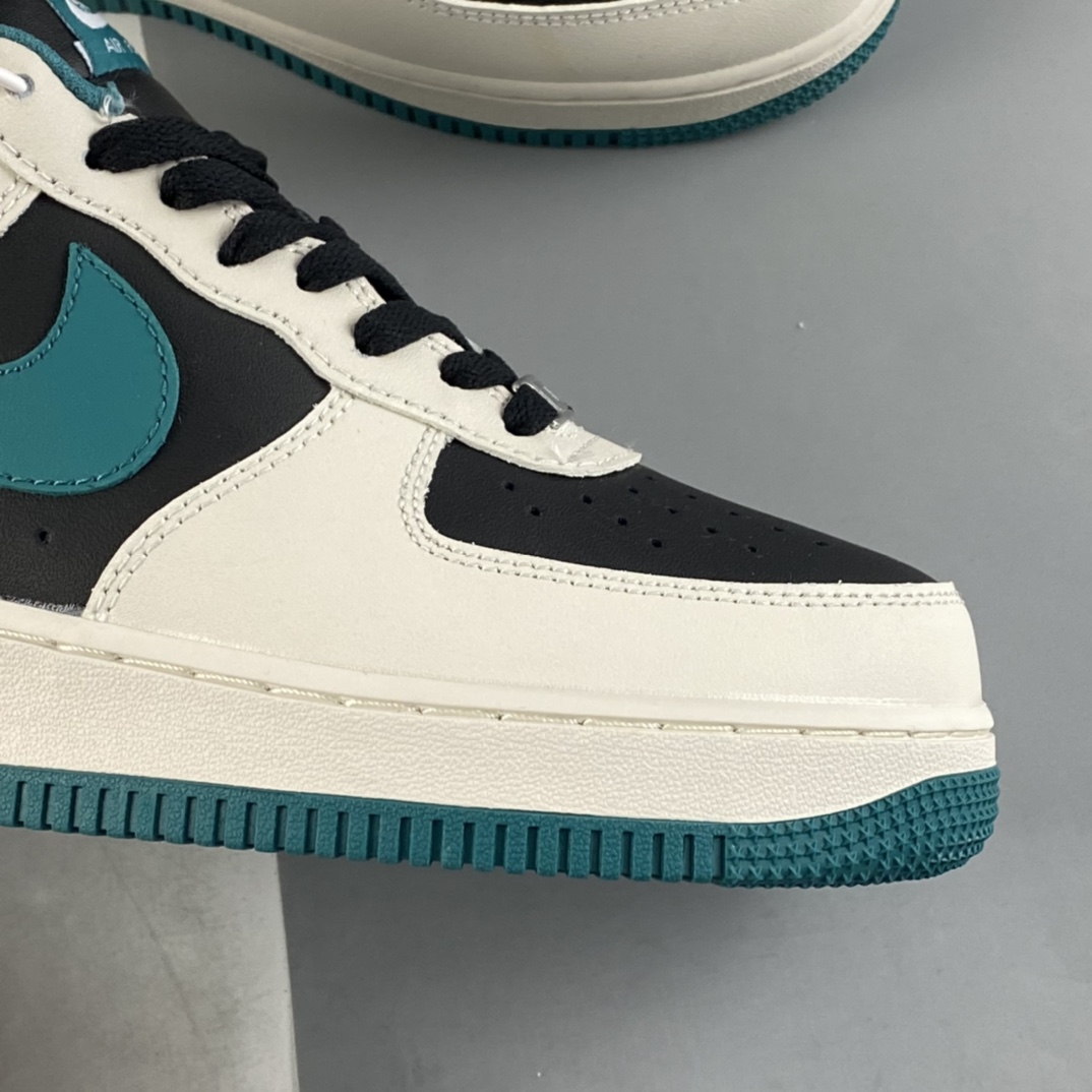 P240 NIKE Air Force 1’07 Low 黑白绿空军一号板鞋 BS8872-023