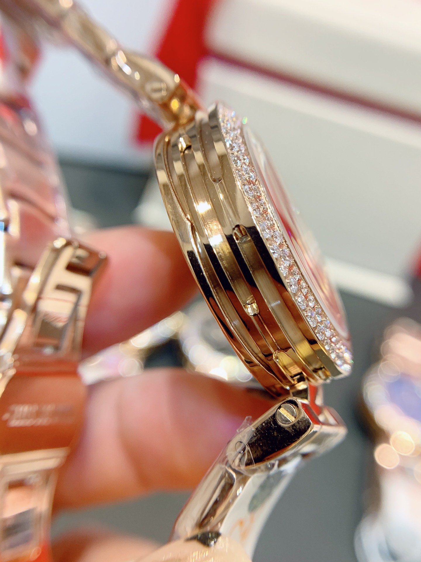 独家实拍认准品质与细节欧米茄OMEGALADYMATIC台湾MF厂高版本备受瞩目的鸟巢系列新品腕表316