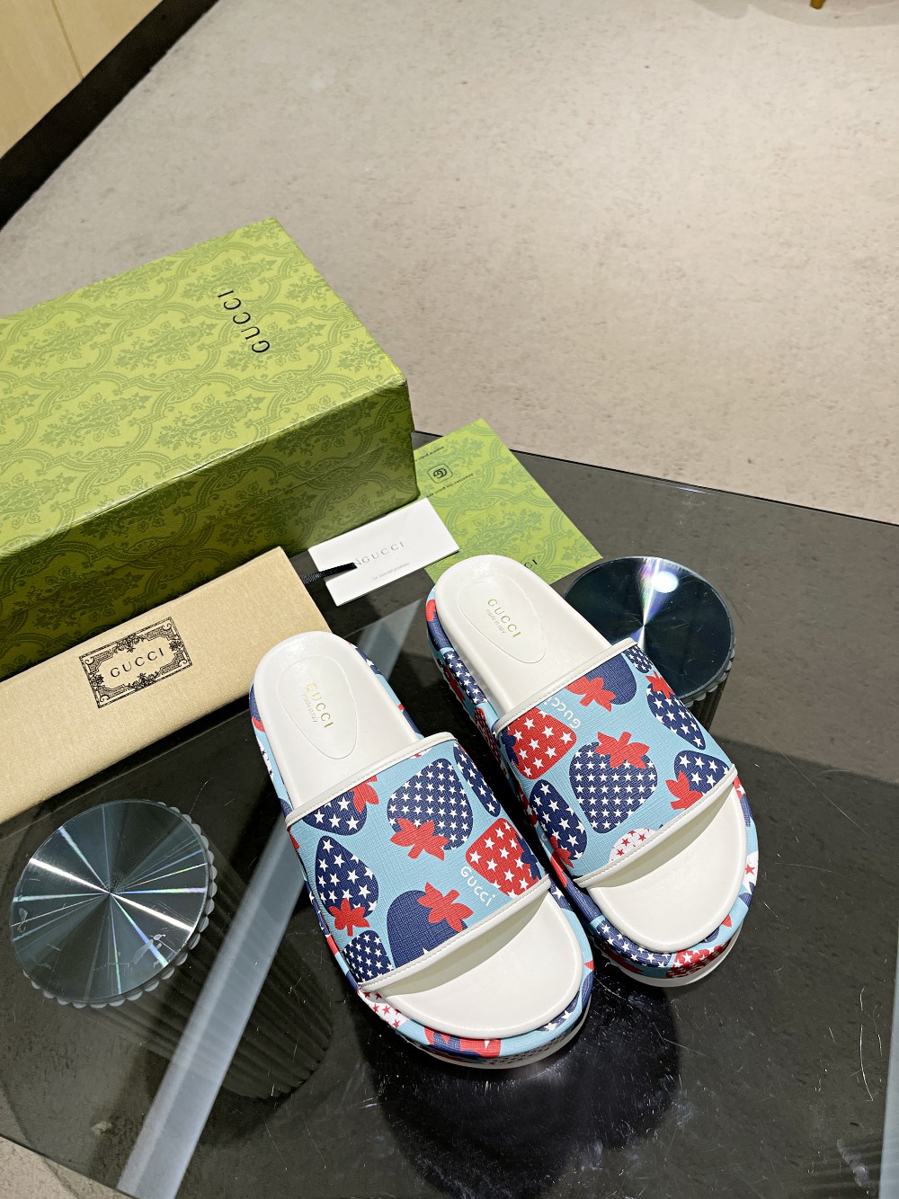 Gucci Limited Edition Platform Slides with Strawberry Print 2 a1647106727189 2860