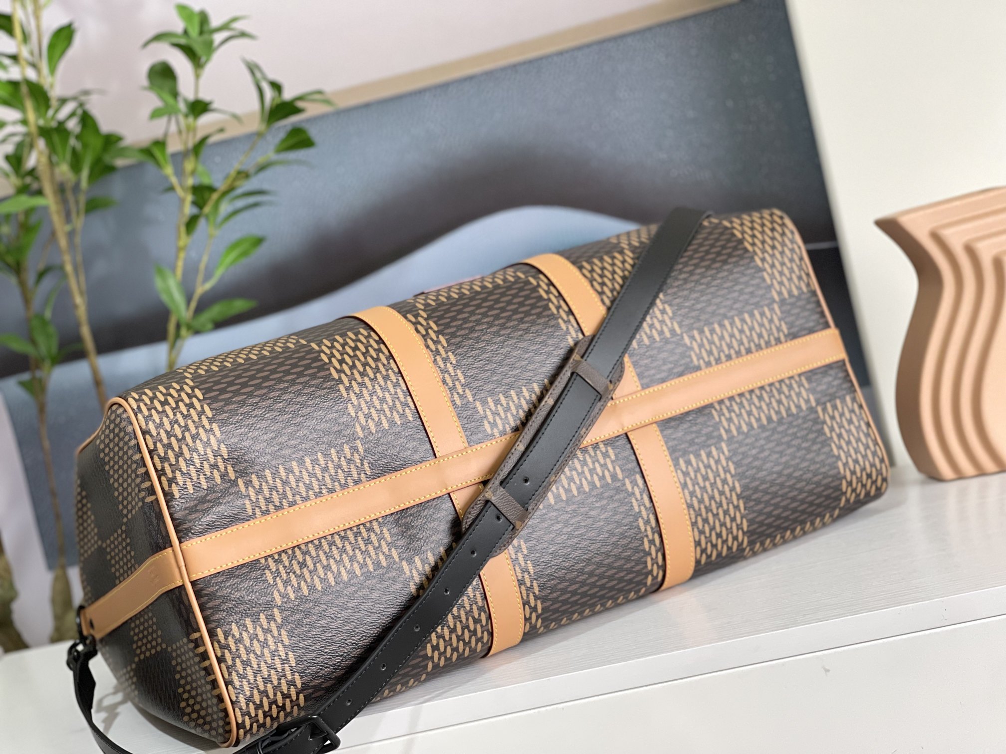 Louis Vuitton Haute Couture Classic Luxury Handbag Shoulder Crossbody 4