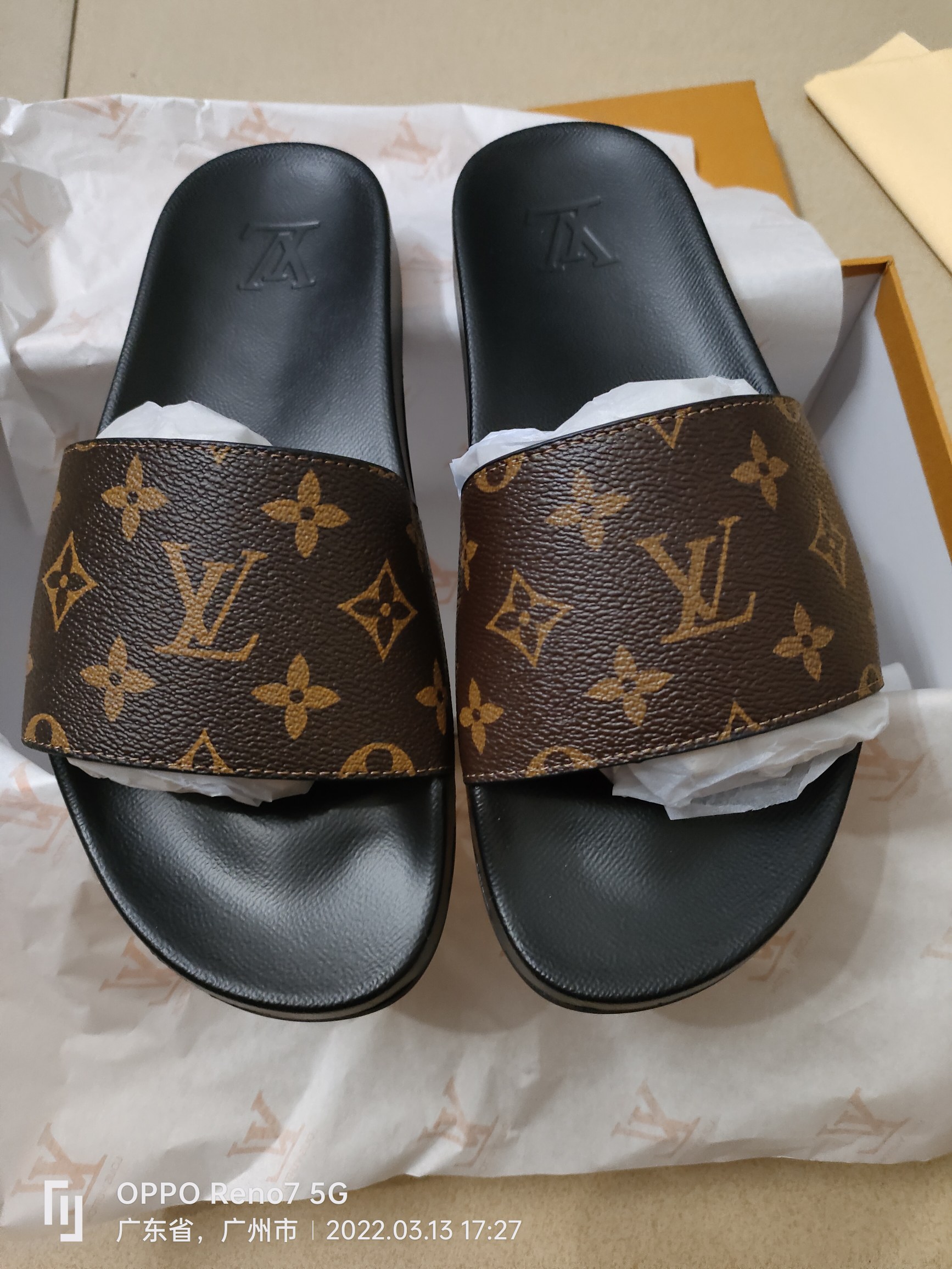 Louis Vuitton Zapatos Pantuflas Colección primavera Pantalones deportivos