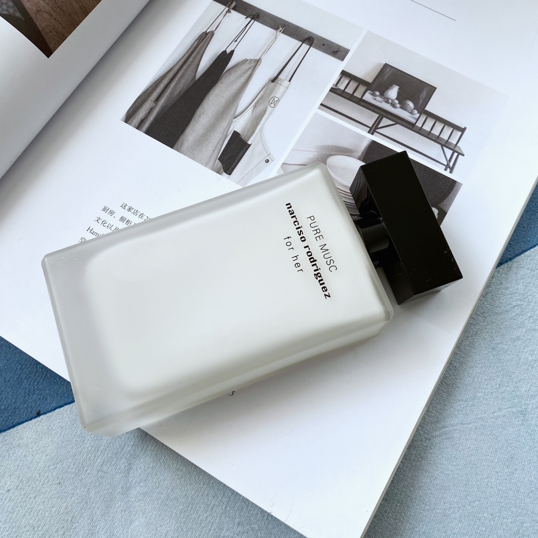 MiniCost Perfume 4