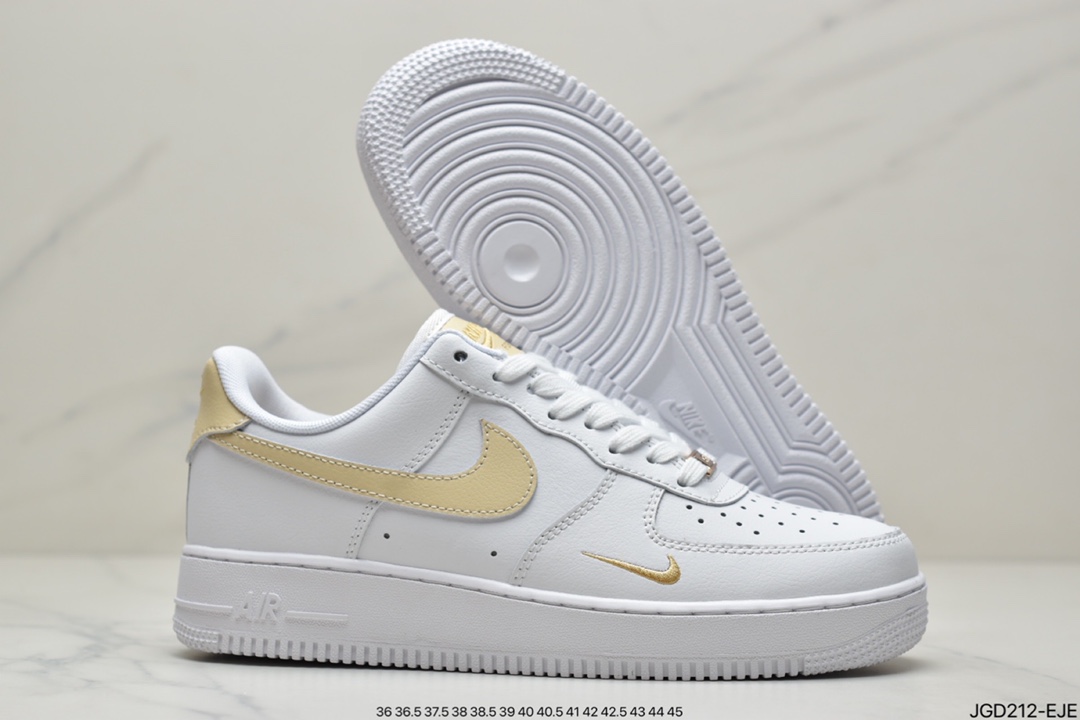 180 耐克/Nike Air Force1 ’07 空军一号休闲板鞋CZ0270-105