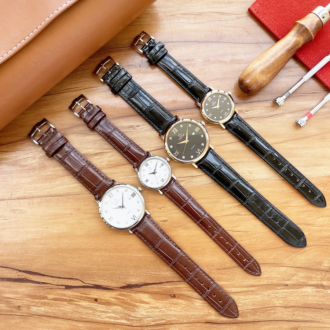 J5    欧米茄 Omega  情侣对表 原装进口石英机芯 矿物质玻璃镜面 316L精钢表壳 直径男40mm女30mm 厚8mm如果今天的阳光停止了它耀眼的光芒。那么你的一个微笑，将照亮我的整个世界