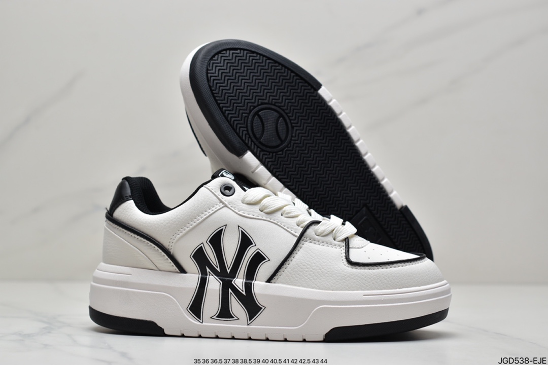 180 MLB Chunky Liner New York Yankees休闲运动慢跑鞋“皮革白黑NY印花 