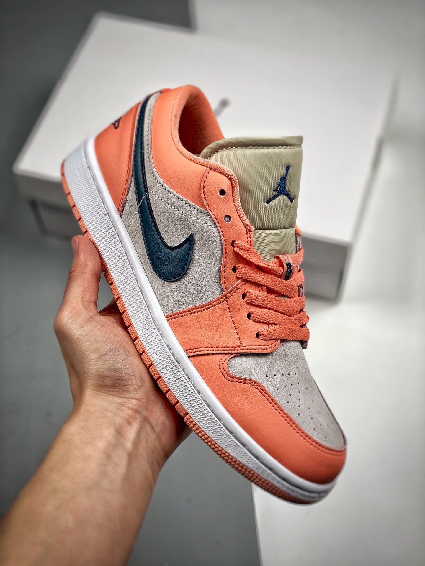Air Jordan 1 Low blanco y naranja, AJ1 zapatillas casuales de caña baja, colores oficiales sincronizados, única piel de…
