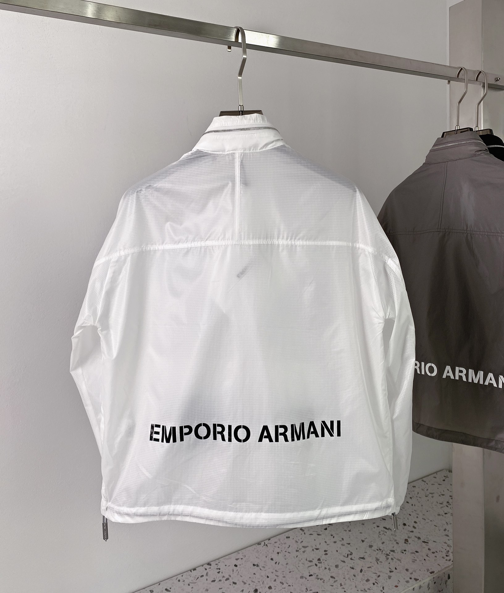 EMPORIO ARMANI 阿玛尼春夏22 新品外套