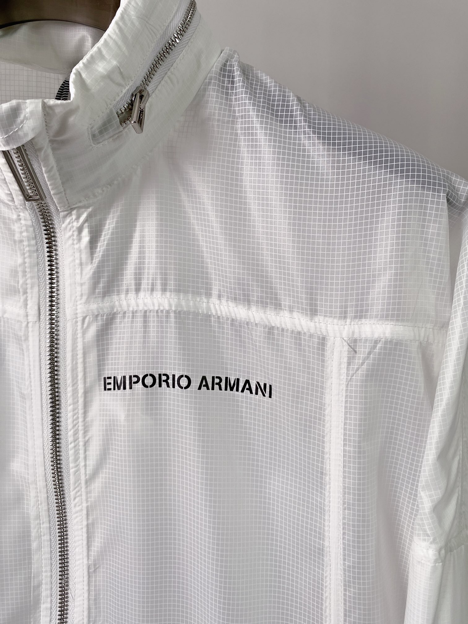EMPORIO ARMANI 阿玛尼春夏22 新品外套