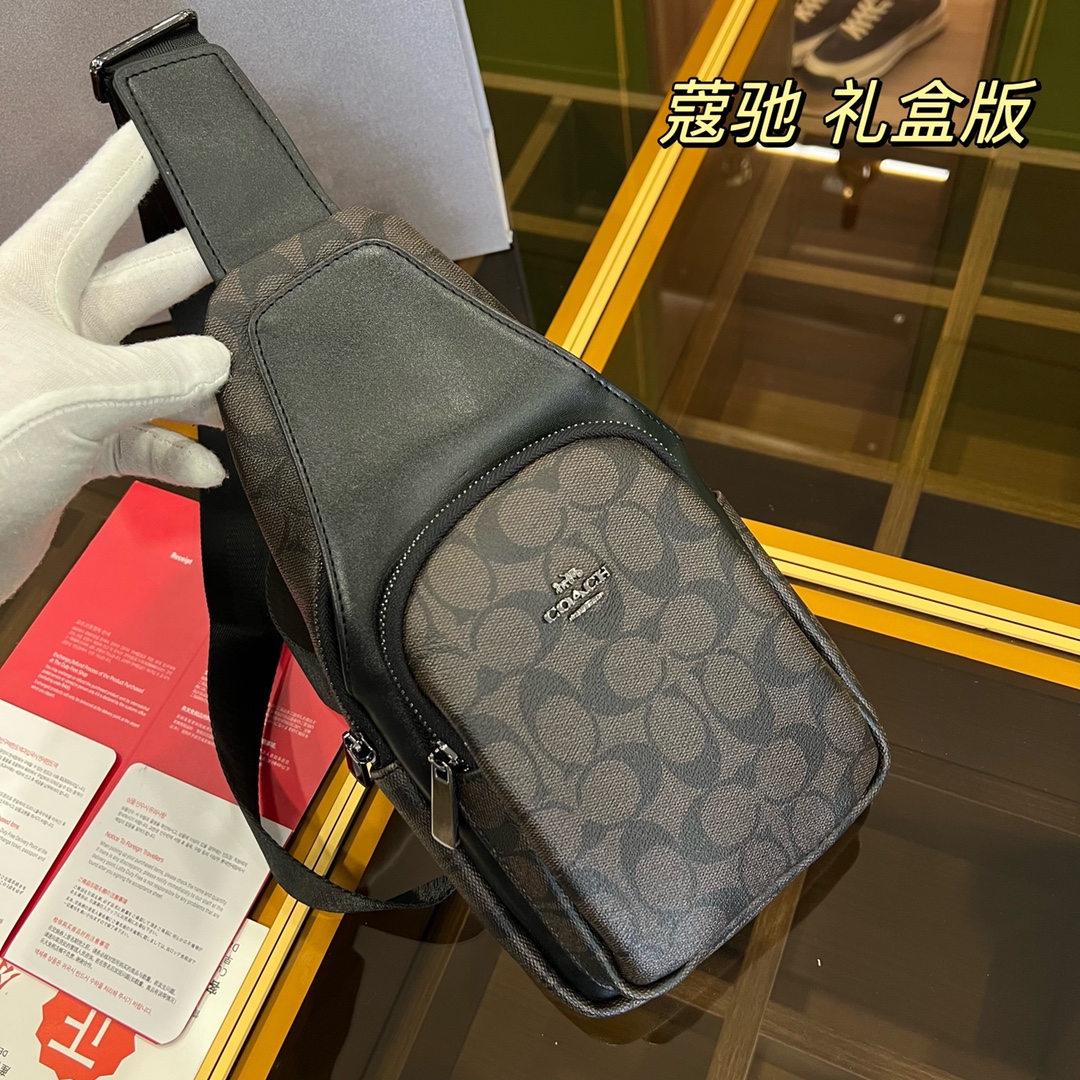 I5 海外代购  Coach 蔻驰  免税版 最新火款爆顶级 进皮口，最高品质 斜挎胸包 火爆款大出量货啦,叫嚣柜专货顶级单原货里都外是顶级材质，顶进级口原厂皮意大进利口小牛皮超清高五金logo标志、进口端高五金、专用档高绒里、顶设级计超大容空量间多隔层设计隔多层手机位+暗拉格链位、顶做级工精致注重每个细节尺寸3017㎝